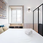 Lägenhet Guestready - Cosy In The Historic Heart Of