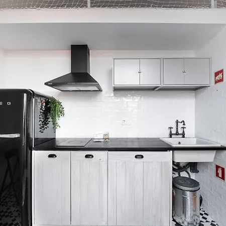 Guestready - Cosy In The Historic Heart Of דירה *