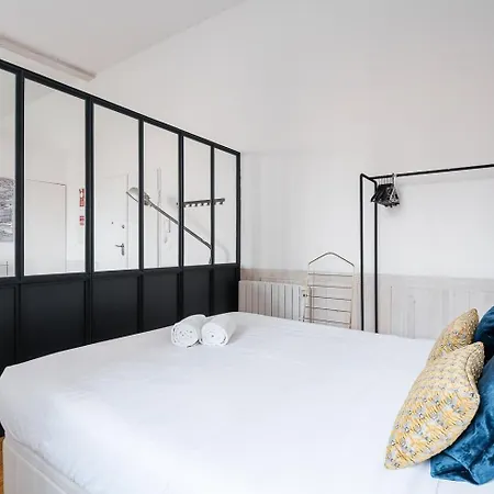 Guestready - Cosy In The Historic Heart Of דירה *